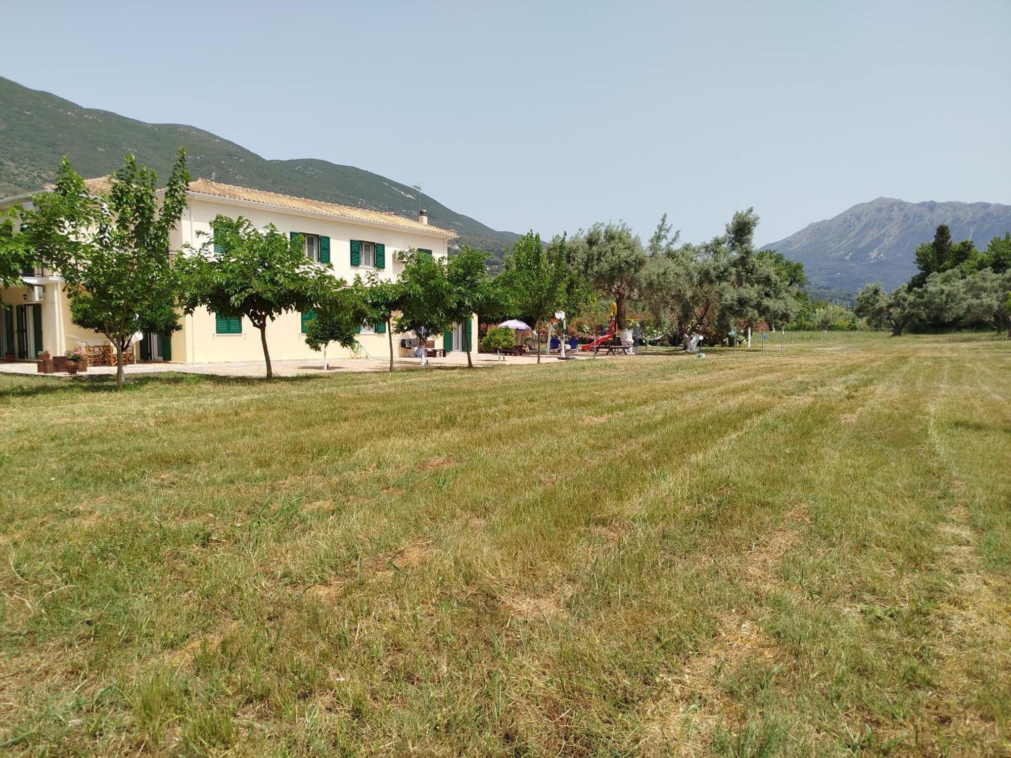 Riverside Αpartments Vasiliki  Exterior photo