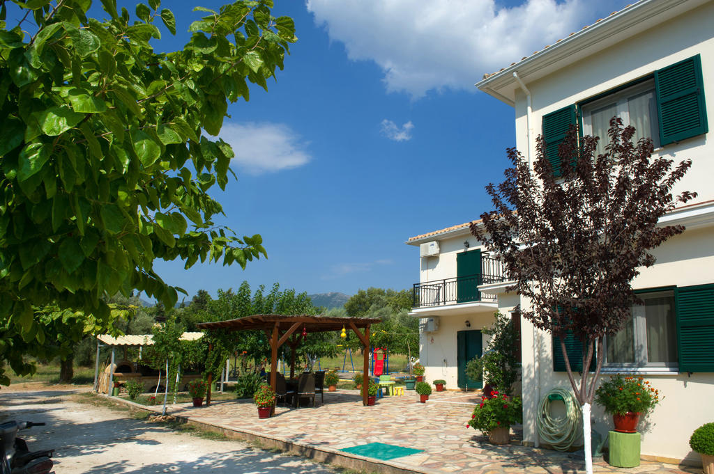 Riverside Αpartments Vasiliki  Exterior photo